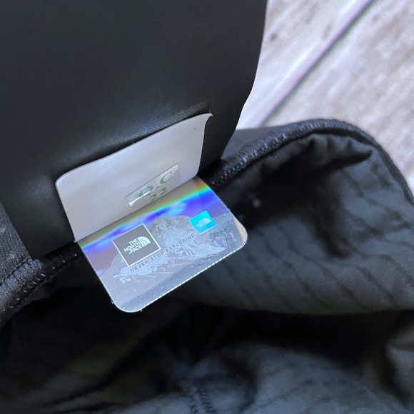 The North Face Men’s Summit Series DotKnit Base Layer Black Tights - Picture 8 of 10